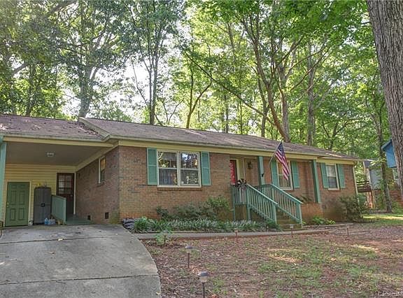 3rd image of 624 Montana Dr