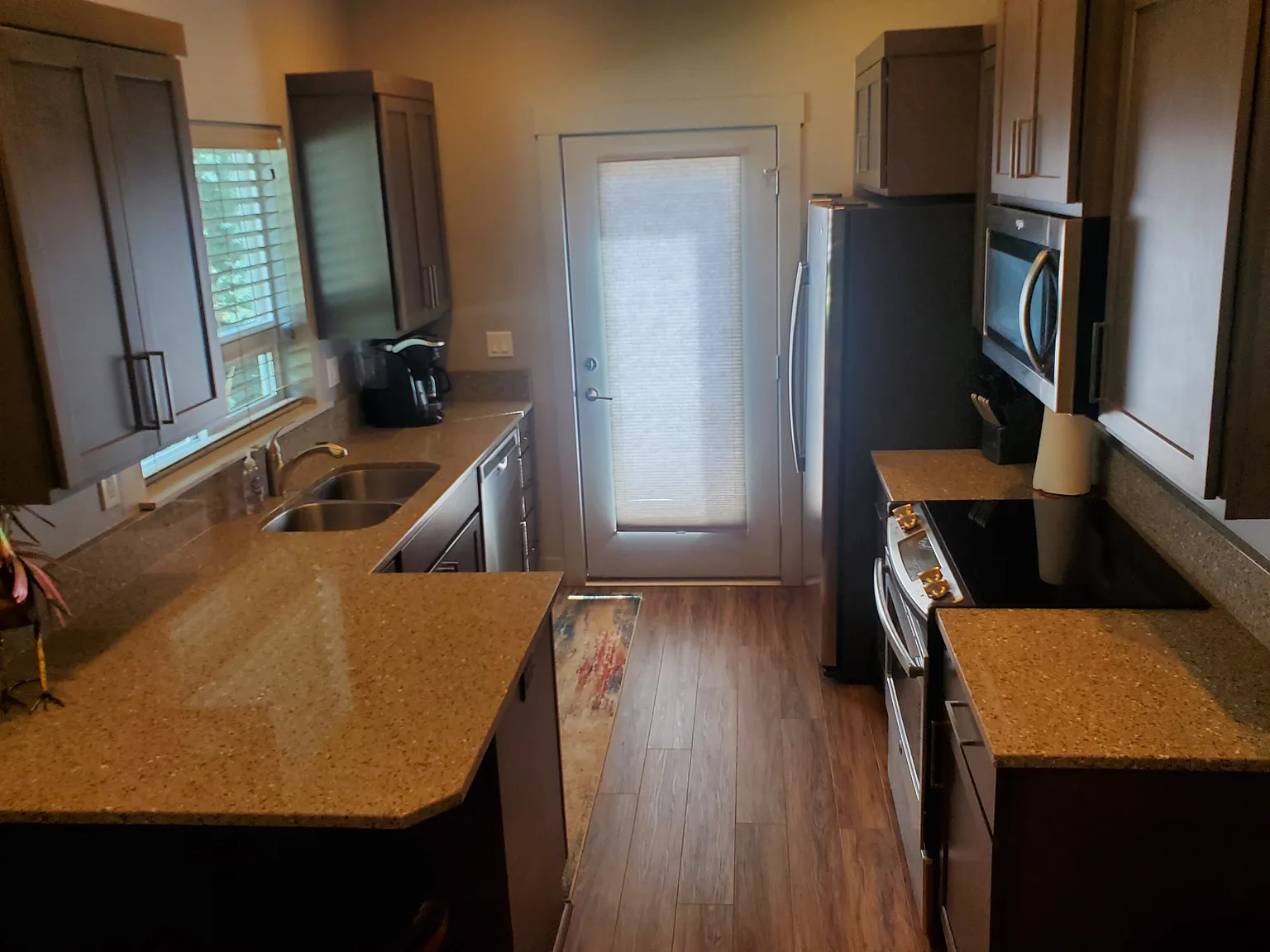 3 bed, 1480 sqft, $2,325 — Photo 2