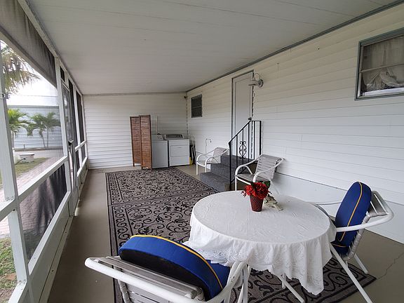 Sunporch 