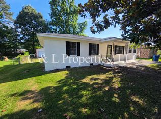 203 Roberts Ave, Rainbow City, AL 35906