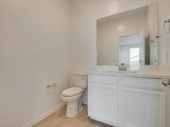 6849 Bayou Hollow Ave, Las Vegas, NV