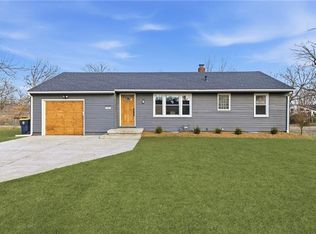 11805 Oakley Ave, Kansas City, MO 64137