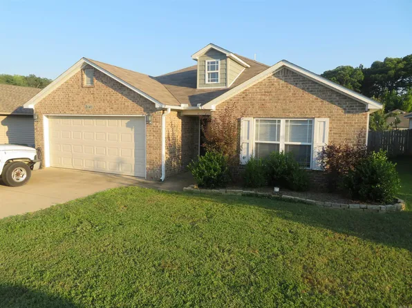 2649 Chapel Creek Dr, Benton, AR 72015