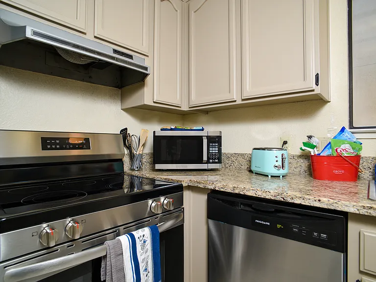 489 Cool Wind Way — Photo 17