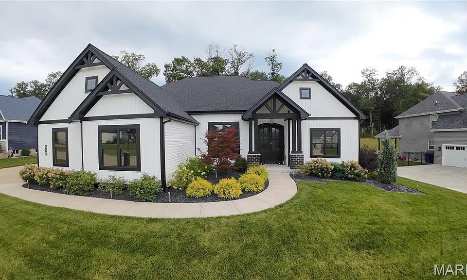 1st image of 512 Hawthorne Ridge Ct