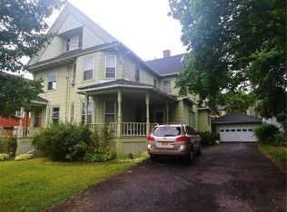 16 W Gibson St, Canandaigua, NY 14424