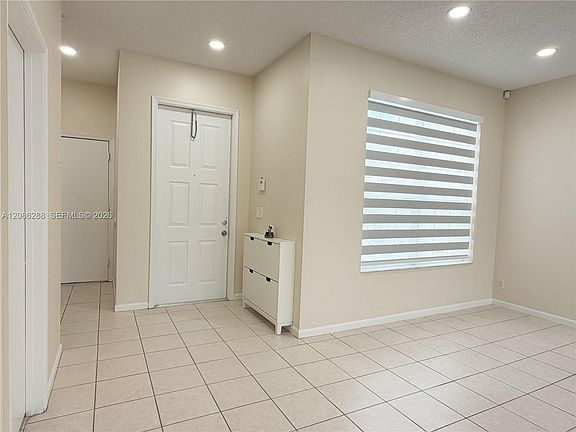 5th image of 2075 SW 159th Ave