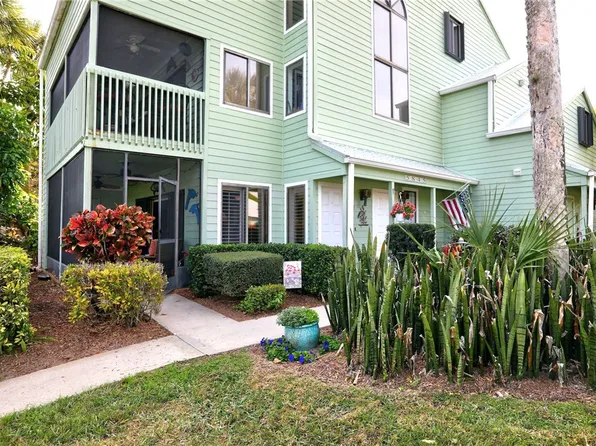 5845 Marina Dr APT 2, Sebastian, FL 32958