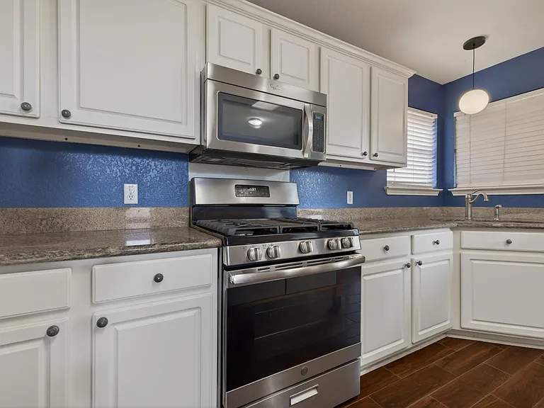 907 Settlement Cv — Photo 14