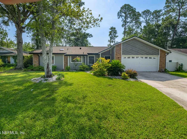 8251 PEPPERWOOD Drive, Jacksonville, FL 32244