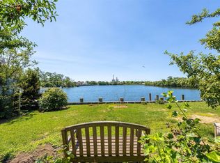 325 Virginia Ave, Oceanside, NY 11572