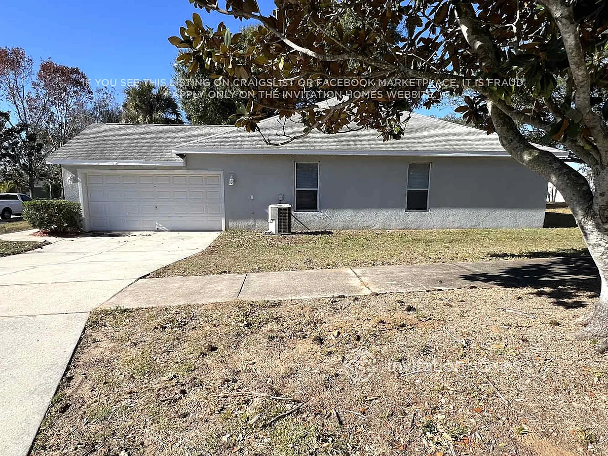 Building Photo - 16000 Arrowhead Trl