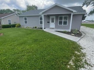 520 Martin St, Bowling Green, MO 63334