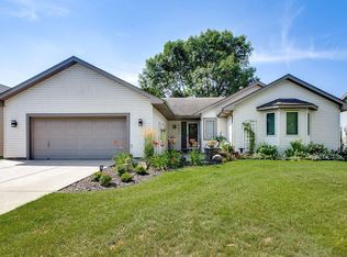 9645 72nd St S, Cottage Grove, MN 55016