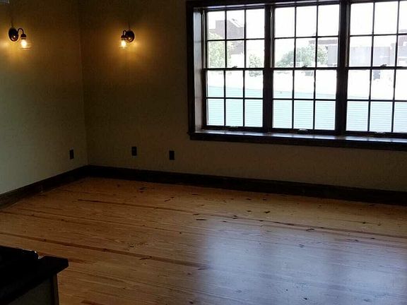5th image of 61 Diamond St #B2