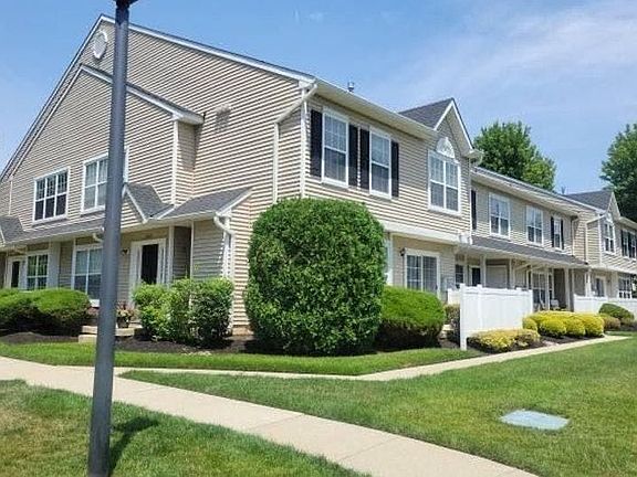 2nd image of 5006 Baltimore Dr