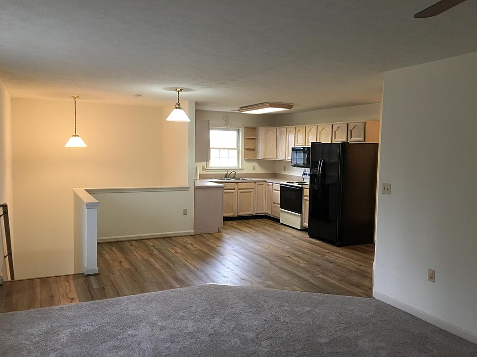 Kitchen/Dining area (apt 4)