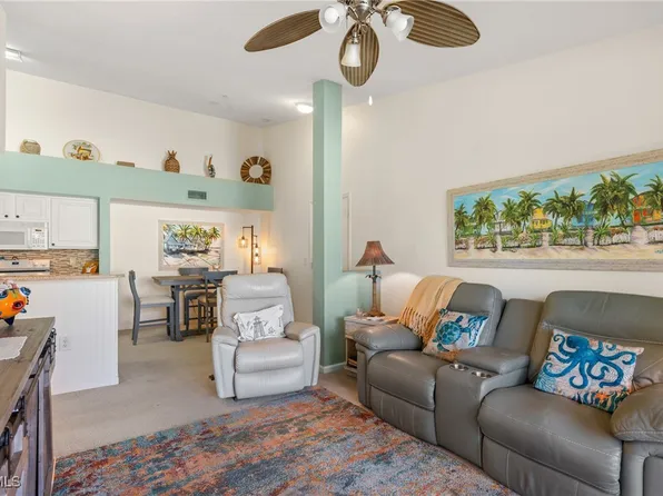 4149 Residence Dr APT 824, Fort Myers, FL 33901