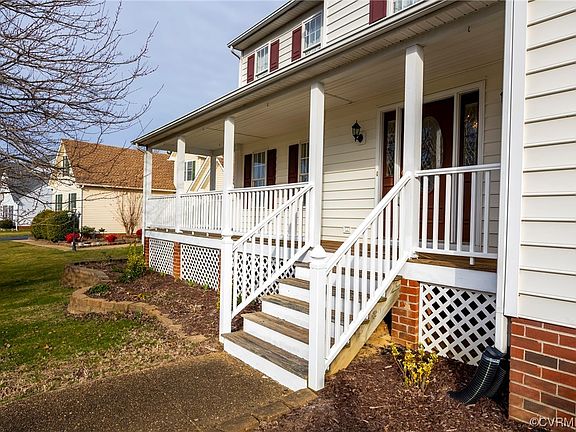4th image of 6098 Green Haven Dr