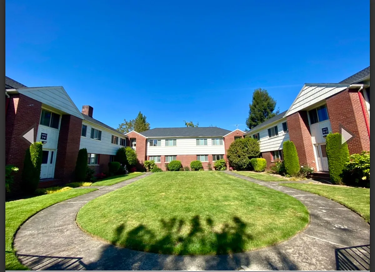 Building Photo - 105 NE 61st Ave #15