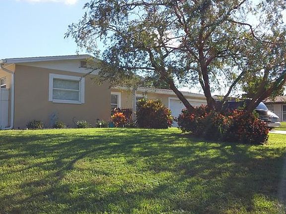 3rd image of 224 Lake Villa Way