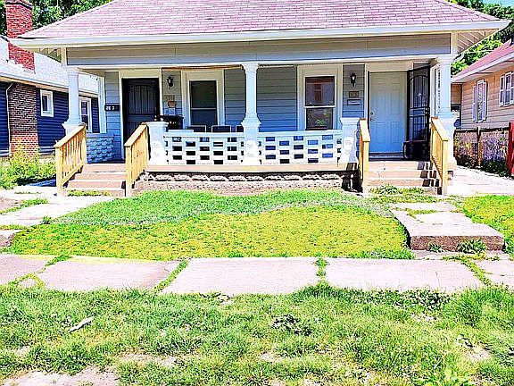 4th image of 521 N Gladstone Ave