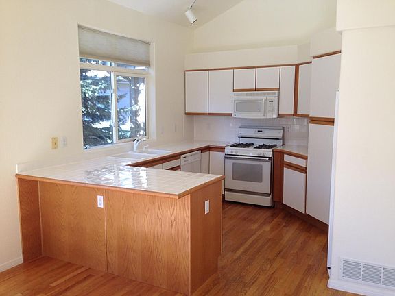 5th image of 148 Fairfield Ln