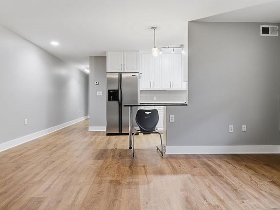 2nd image of 2317 16th St SE APT 102