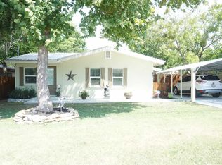 806 E Live Oak St, Burnet, TX 78611