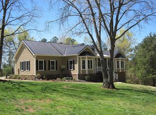 392 Double Branch Rd, Danielsville, GA 30633