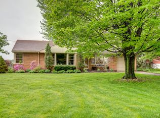 8800 Limeridge Rd, Ravenna, OH 44266