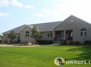 N132W16951 Rockfield Rd, Germantown, WI 53022