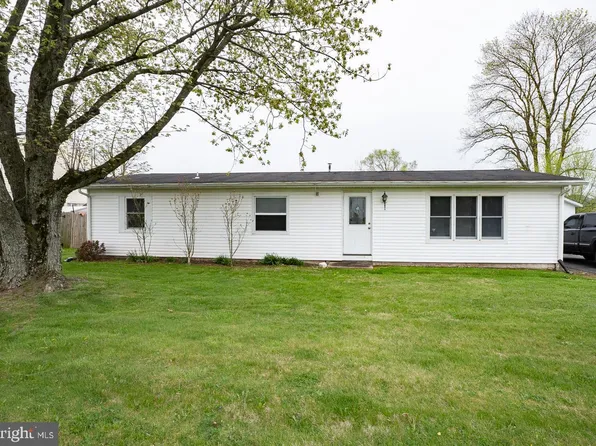 1252 Buddies Pl, Birdsboro, PA 19508