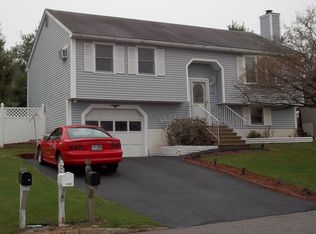 106 Gantry St, Manchester, NH 03103