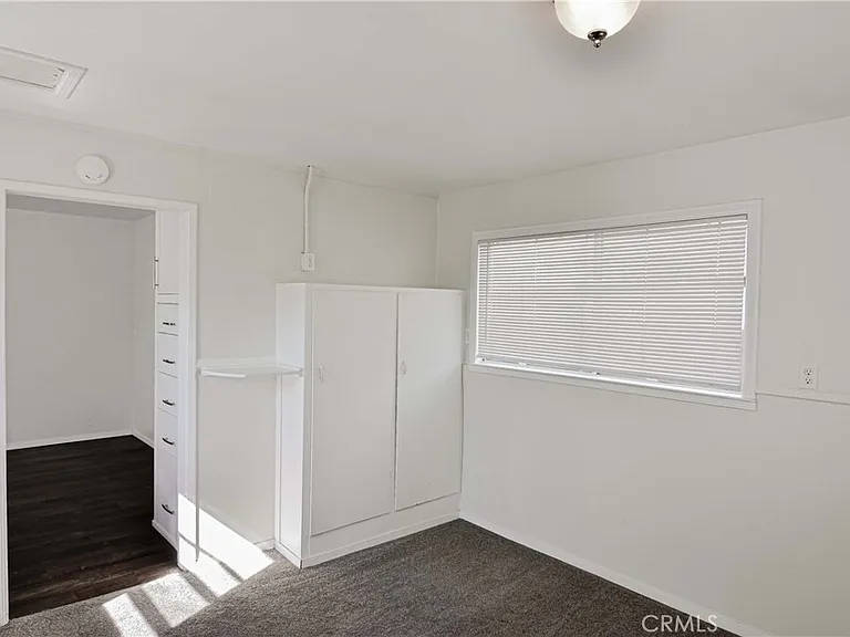 960 Balboa St — Photo 8