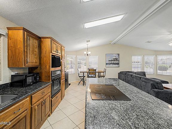 5th image of 2550 S ELLSWORTH Road #46