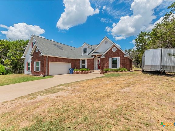 3rd image of 15962 Brazos Dr