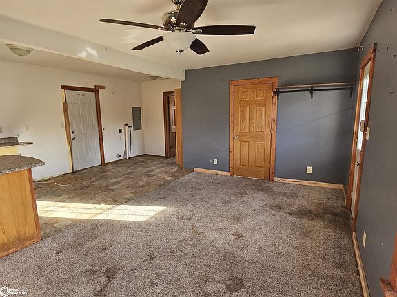 3rd image of 2522 Avenue H