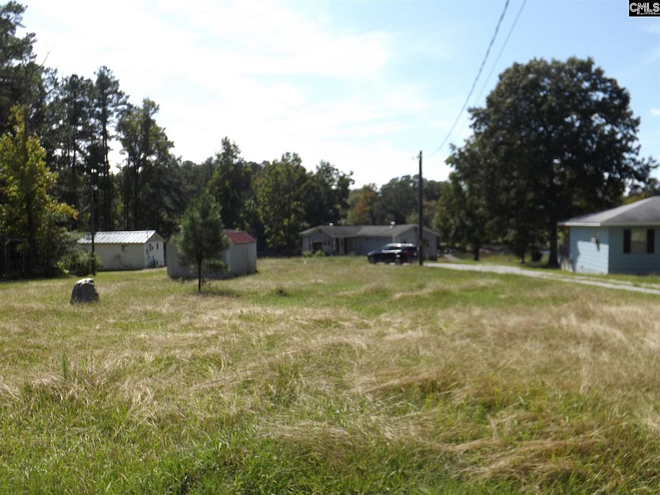 2nd image of 1067 Leisure Pt Rd