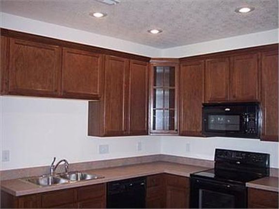 2nd image of 1337 Meadow Vista Dr