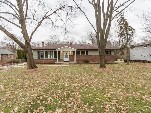 615 Marilyn Rd, Rossford, OH 43460