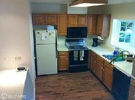 bryansmill_kitchen