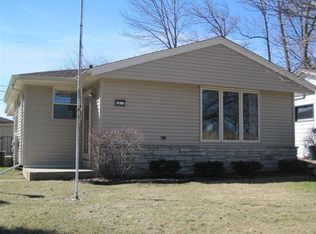 1613 Drexel Blvd, South Milwaukee, WI 53172