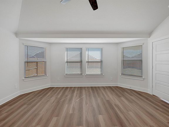 5th image of 16827 Zavala Way