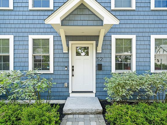 3rd image of 52 Salem St #52