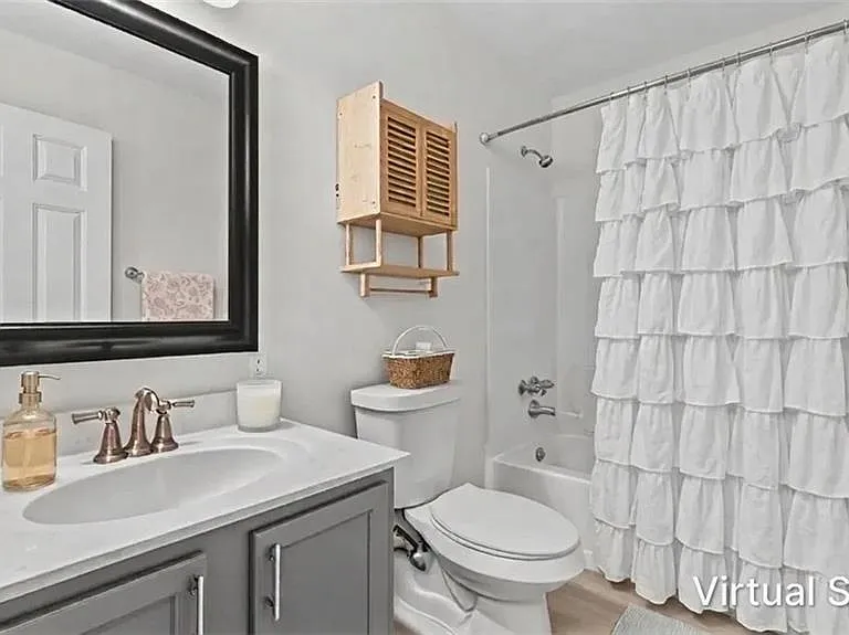 216 Goshen Ln — Photo 14