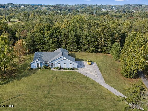 2nd image of 2289 Allenridge Dr