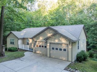 8839 Alpine Rd, Stanwood, MI 49346