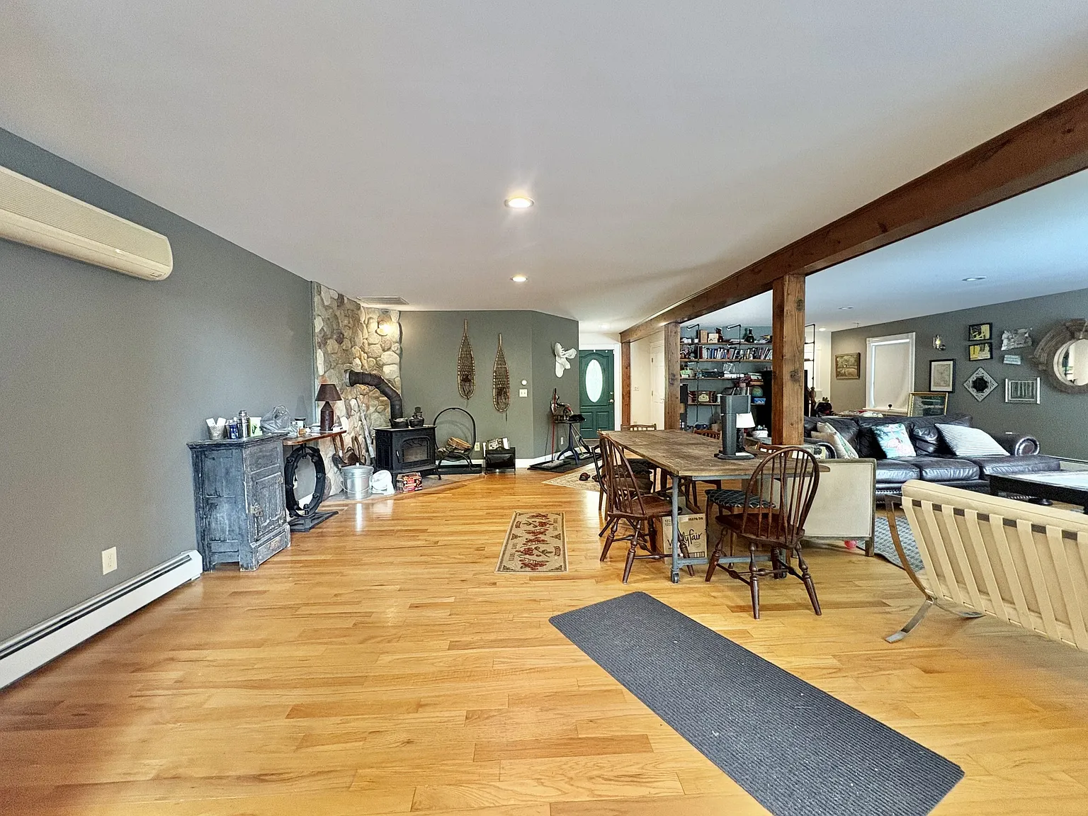 4 bed, 3123 sqft, $3,300 — Photo 4