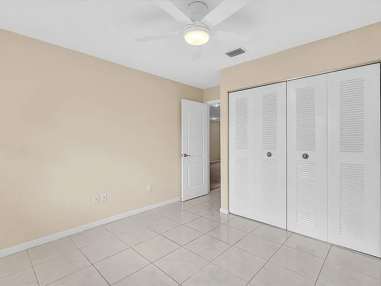 299 NW 36th Ave — Photo 36